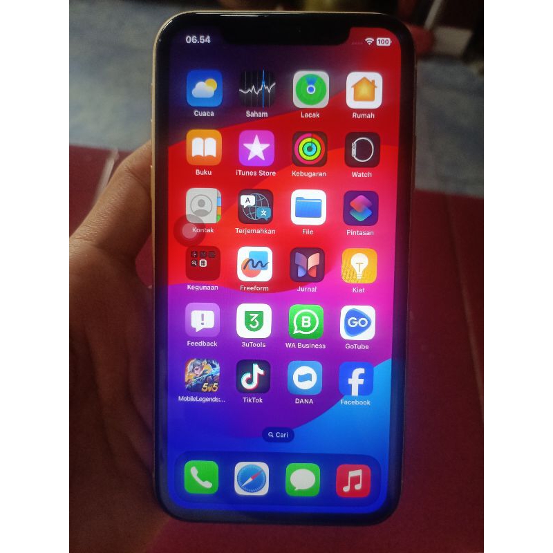 iPhone XR 64GB WiFi only