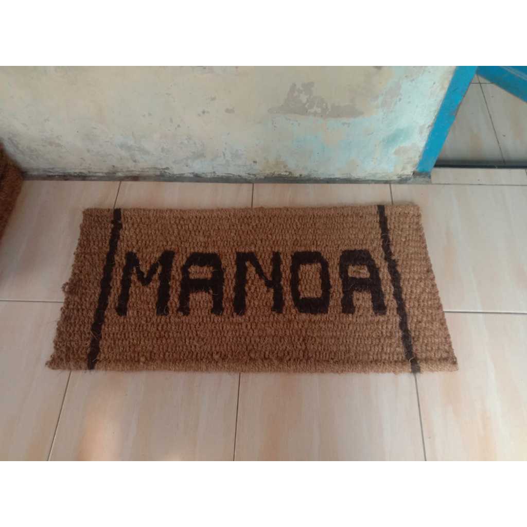 custom keset anyam dengan tulisan