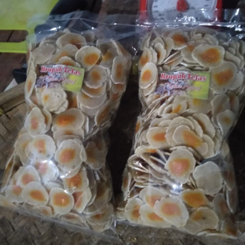 

Krupuk Telur Asin Mentah 500 gr