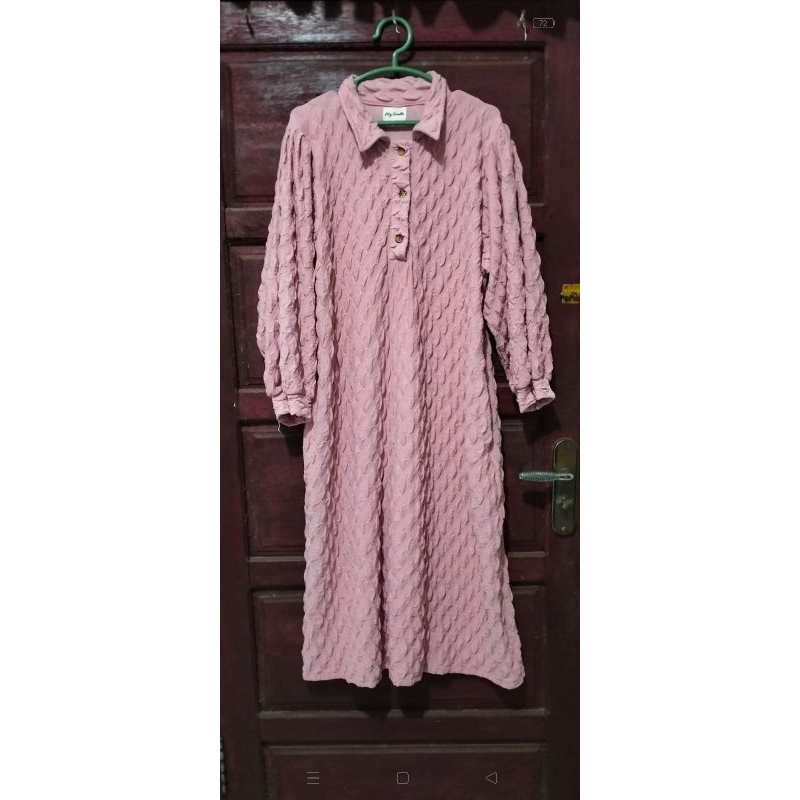 Gaun Panjang Pink Lengan