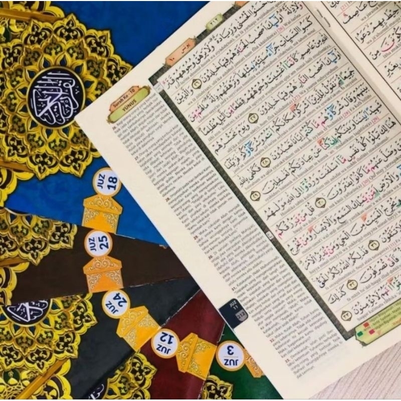AlQuran Terjemahan Tajwid Warna + Bahasa Latin Per Juz  30 Buku 30 Juz UK A4