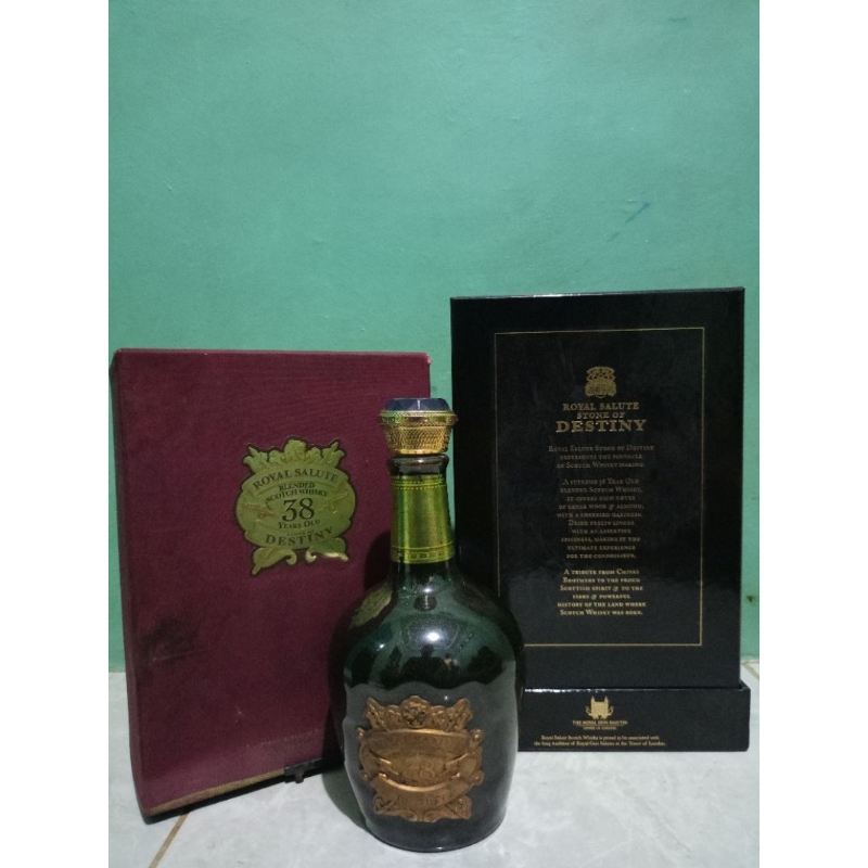 botol bekas royal salute 38