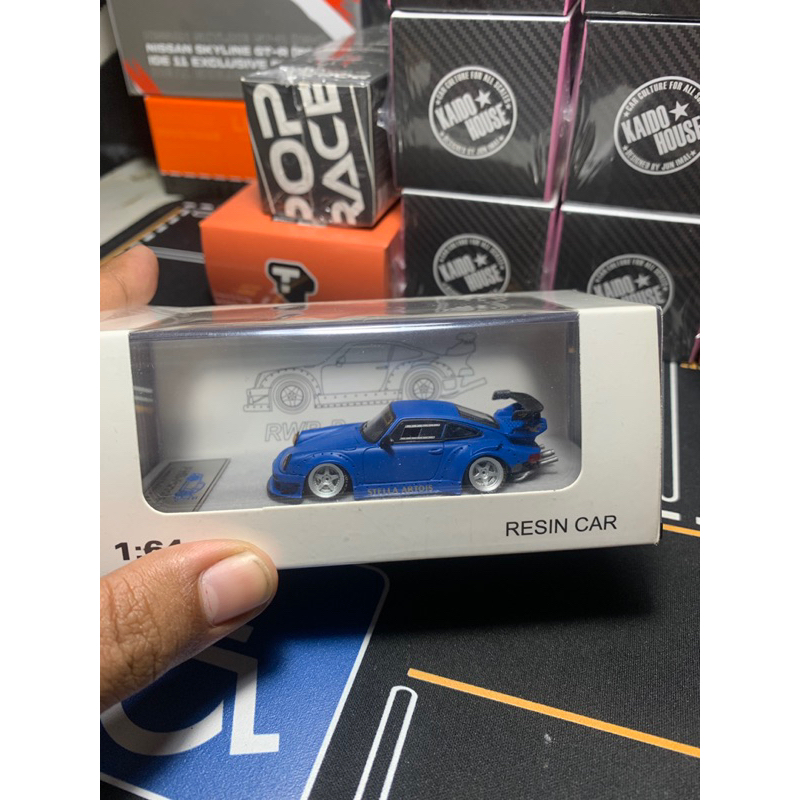 QIDIAN MODEL RESIN CAR PORSCHE RWB 930 BLUE