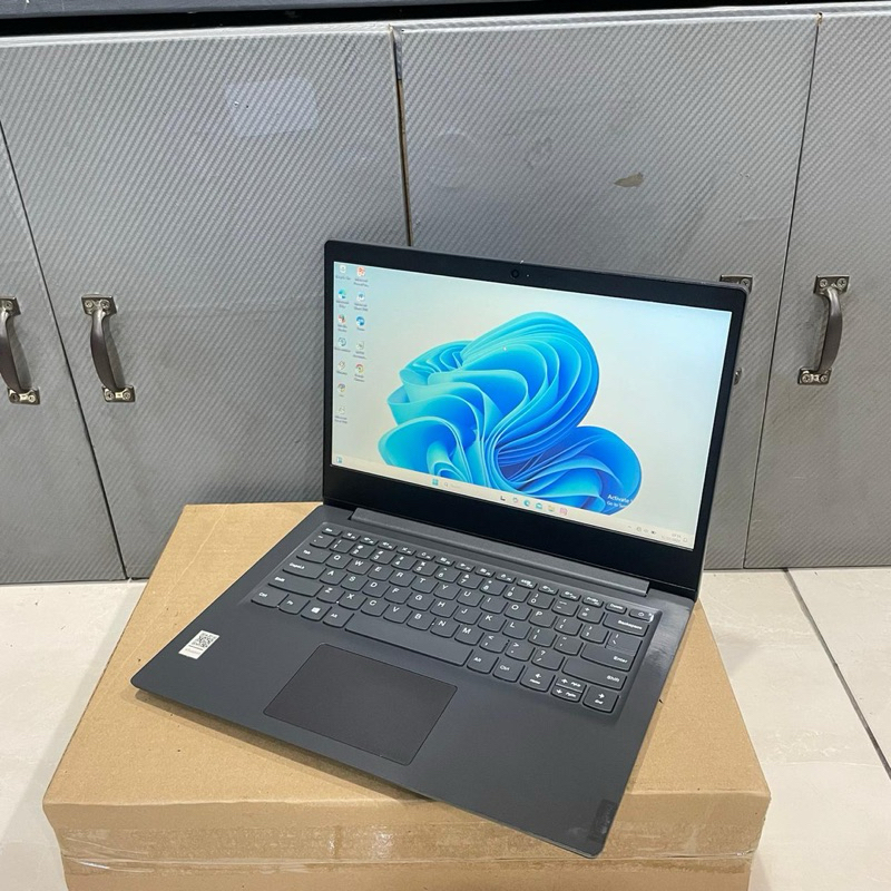 Laptop Lenovo Ideapad V14 | ADA