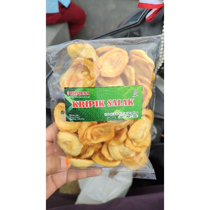 

Keripik Salak Rizquna 100gr