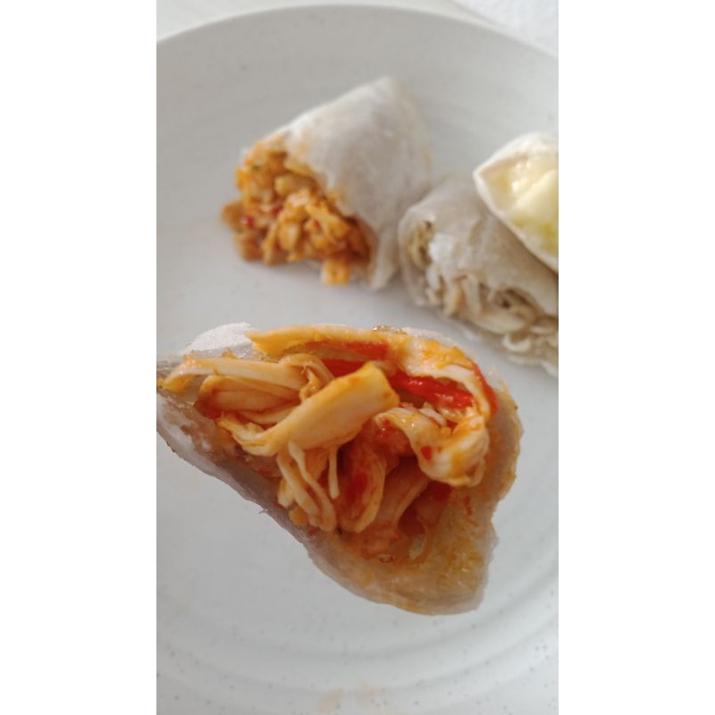 

Cireng isi rasa ayam suwir pedas || frozen food