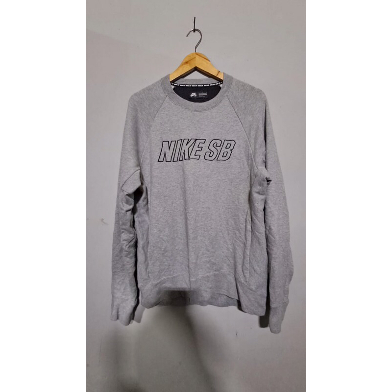 Nike SB Sweater Abu-abu no minus