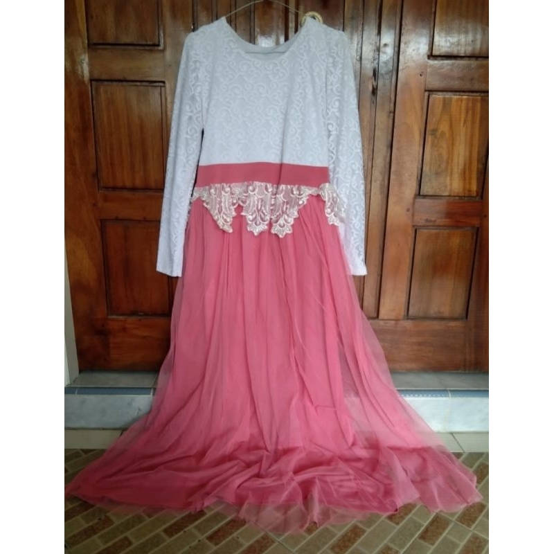 Baju preloved/gamis preloved/gamis pesta preloved/gamis kondangan preloved/gamis brukat preloved/gam