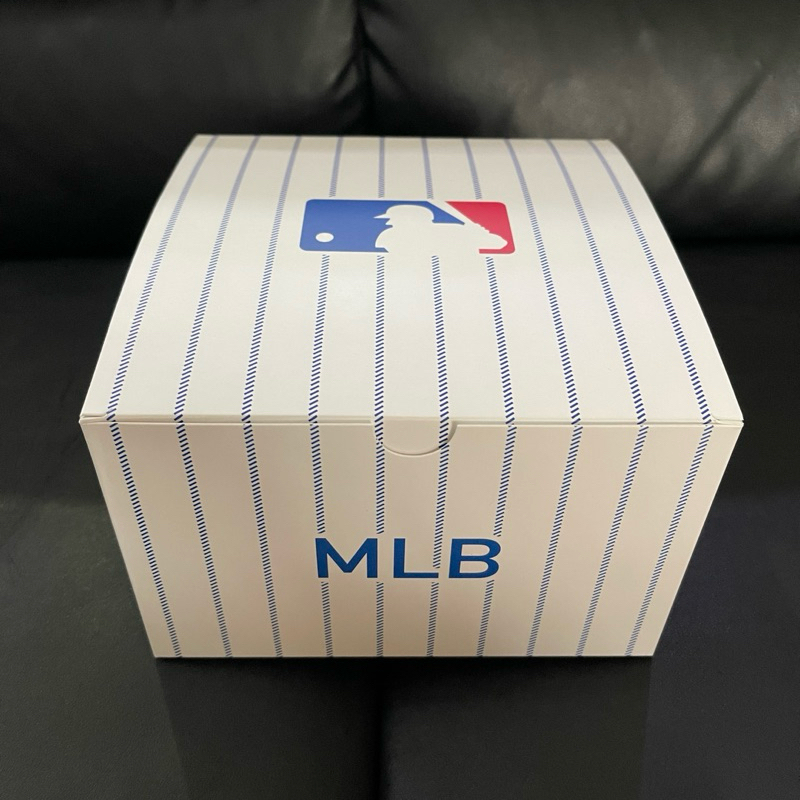 

Box Baseball Putih Mlbb