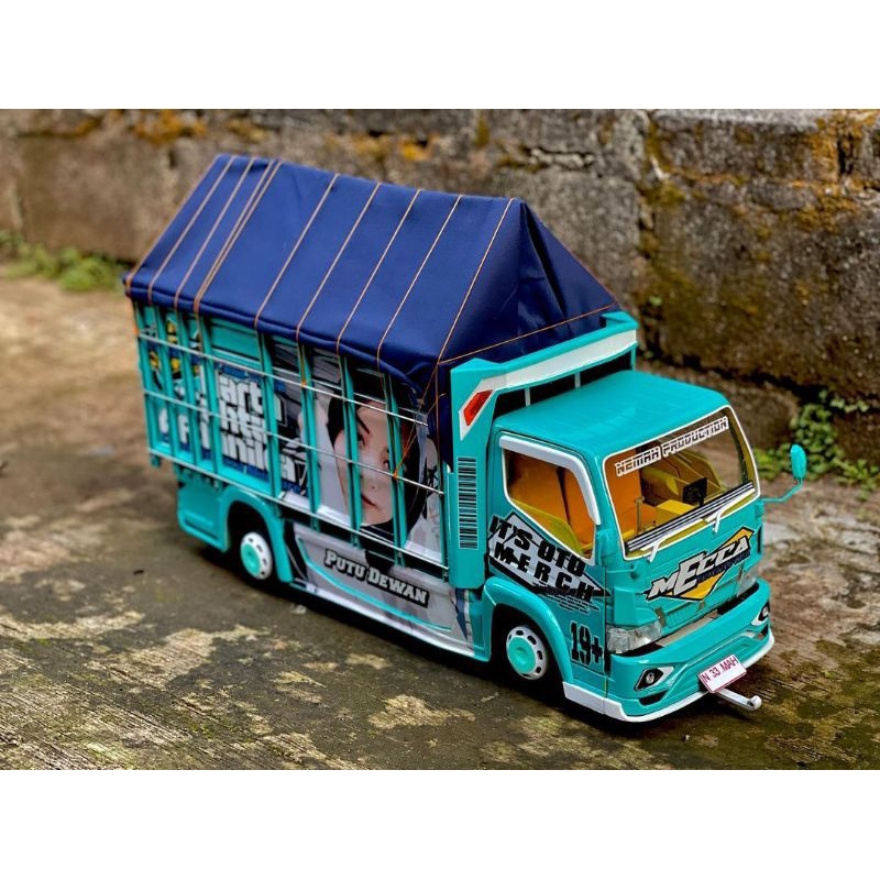 Terlaris mainan anak Miniatur truck oleng kayu asli jumbo bonus terpal full lmpu miniatur truk minia