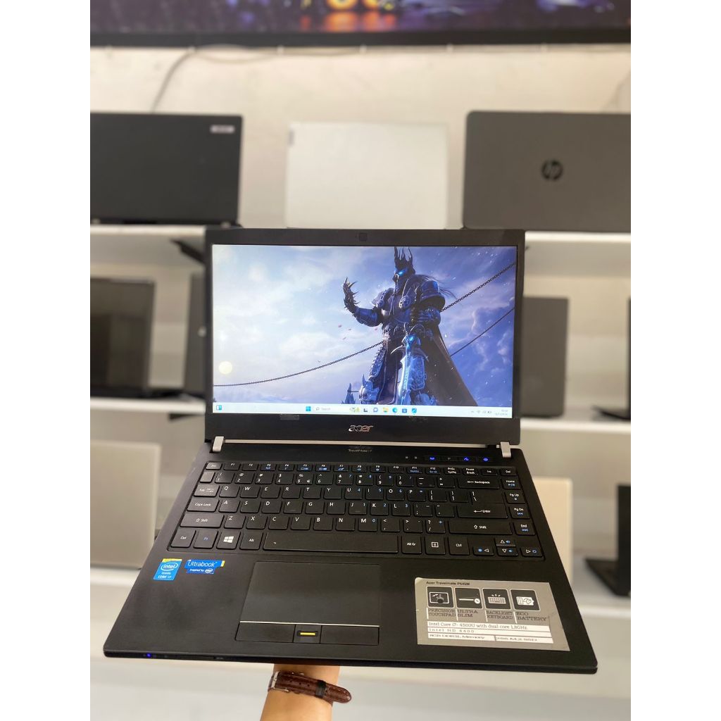 ACER TRAVELMATE P645NCOREE I7-4500U RAM 8 GB SSD 128  GB