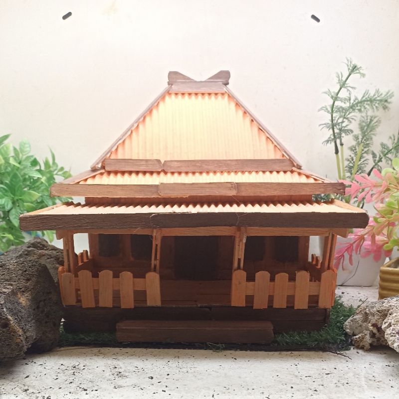 Rumah adat Joglo Jawa Tengah