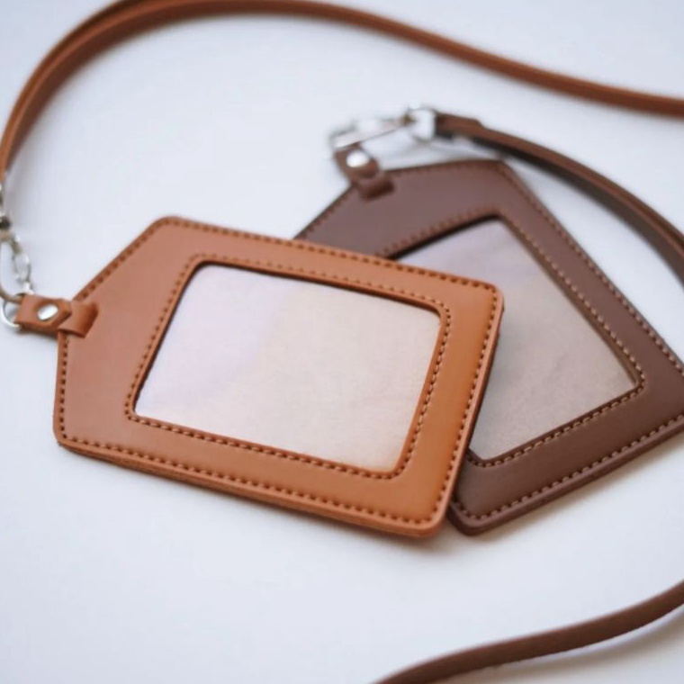 

Grosir Ekonomis ID CARD PRIA DAN WANITA KULIT CARD HOLDER PATUK LANYARD MURAH BERKWALITAS