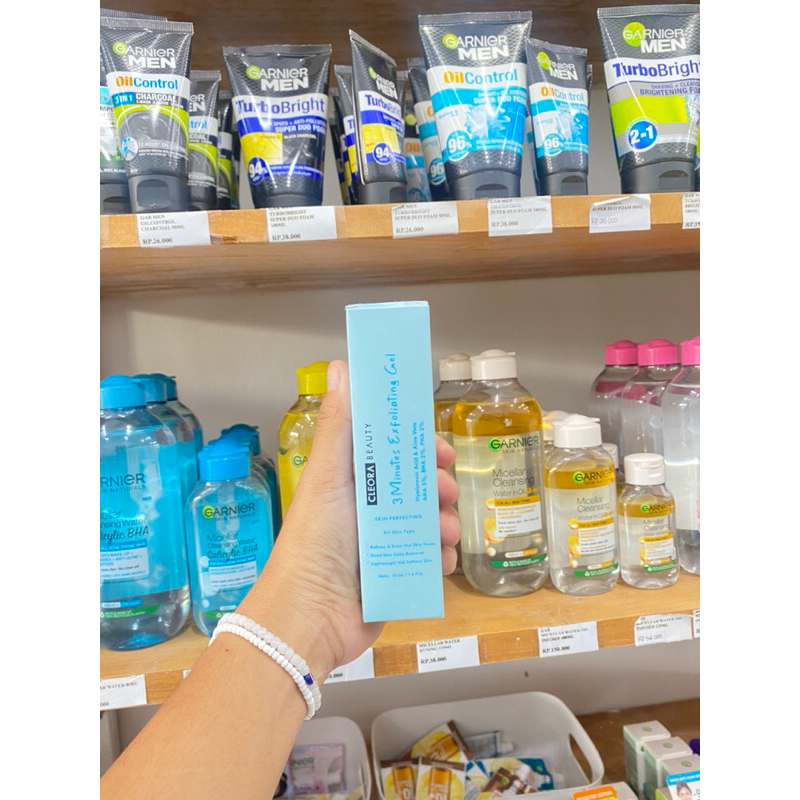 CLEORA EXFOLIATING GEL