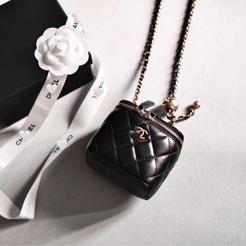 (VIP QUALITY) C Pearl Crush Mini Vanity Bag