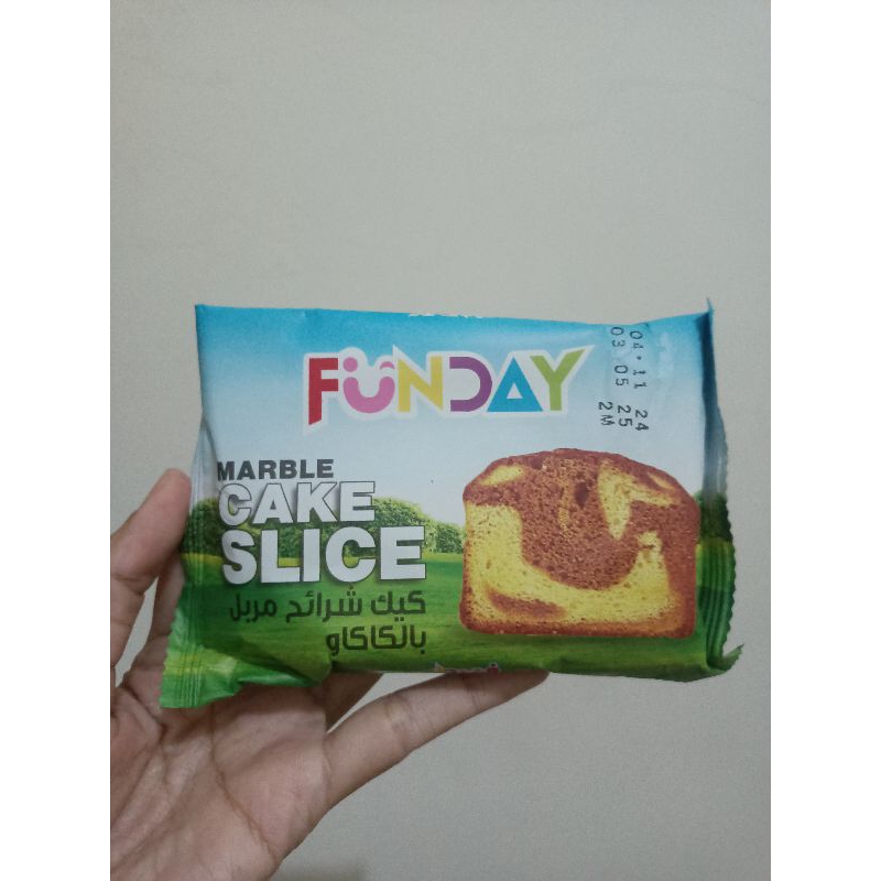 

FUNDAY MARBLE CAKE SLICE (1PCS) MESIR