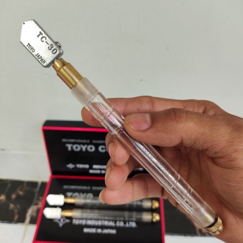 Alat Pemotong Kaca Oil Glass Cutter Toyo TC 30 Japan Original Produk TC-30 Alat potong granit kerami