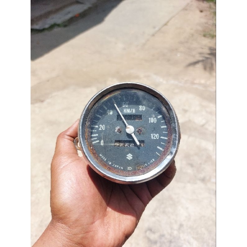Spidometer Speedometer Suzuki GT185 Gt185 Original