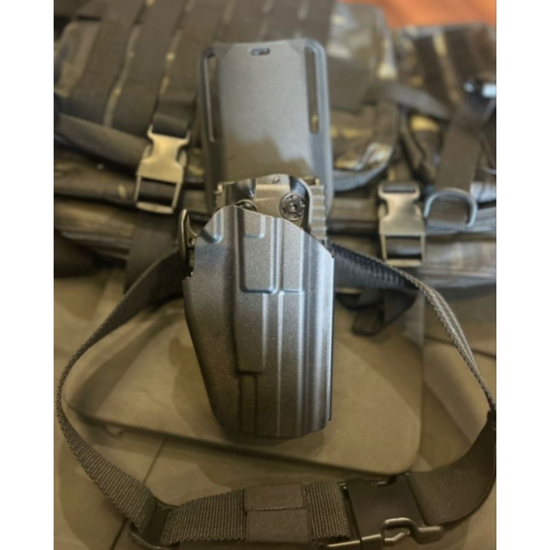 holster paha unifersal/ holster paha/ holster tactical