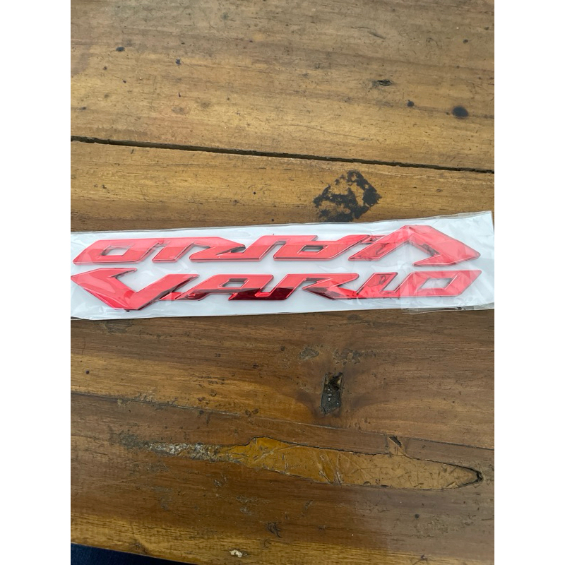 EMBLEM VARIO OLD MERAH