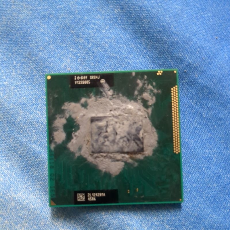 Intel core i3 2330m