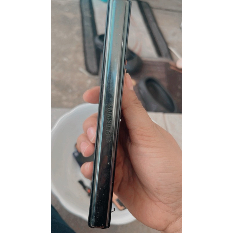 Samsung galaxy Fold 3 Ram12/512 Minus layar luar dalam