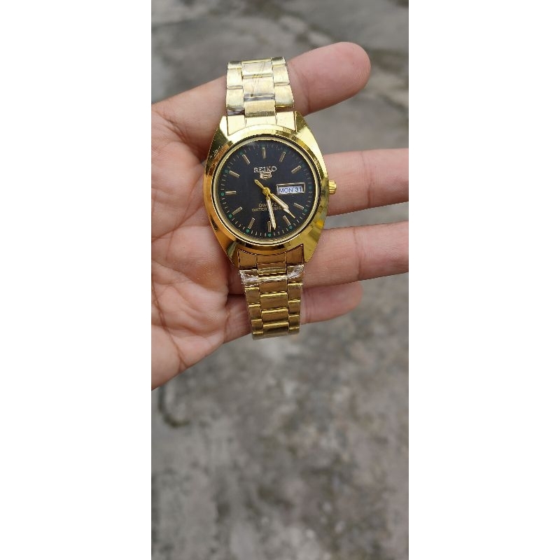 SEIKO quartz stainles steel quartz gold klasik vintage jam pria