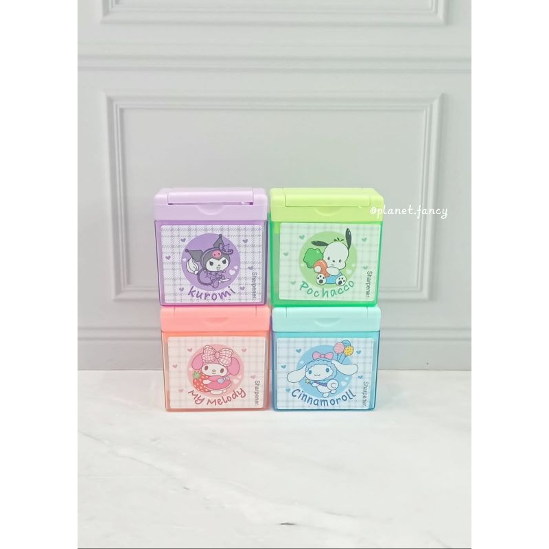 

RAUTAN KOTAK 2 LUBANG/RAUTAN KOTAK KARAKTER VIRAL