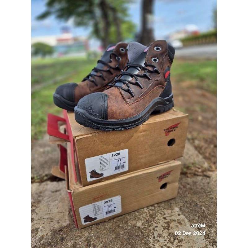 redwing 3228