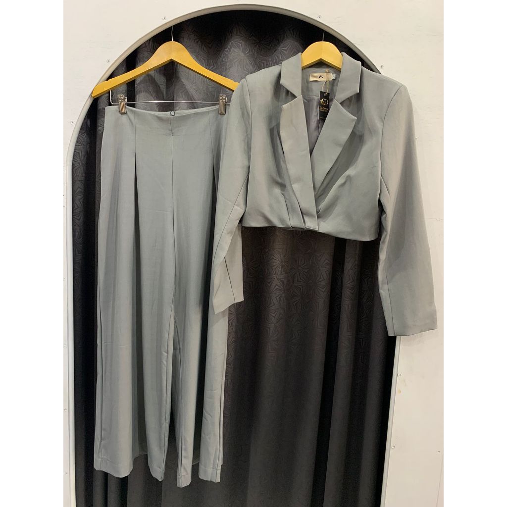 FOS008 One Set Blezer Crop Glorya Collection