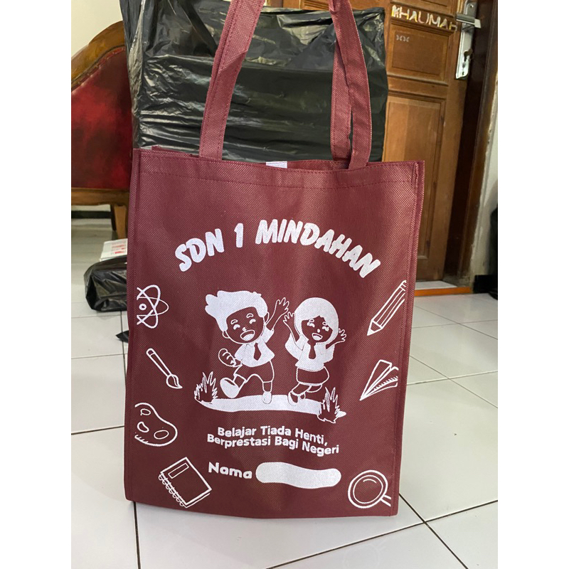 

Tas Souvenir Pernikahan ukuran 40 x 30 Perpisahan sekolah graduation ulang tahun khitan idulfitri umroh haji