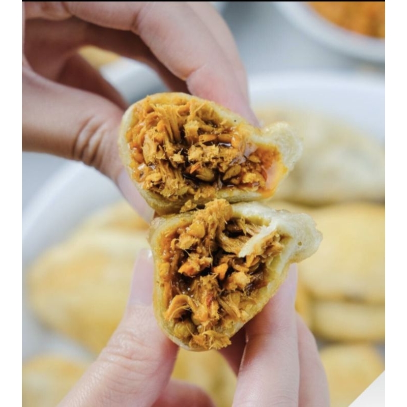 

Cireng ayam suwir pedas