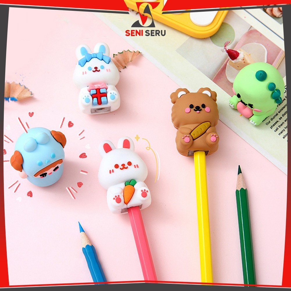

Serutan Pensil Boneka Karakter 3D Alat Tulis Sekolah / Rautan Karakter Pencil Sharpener Import / Peruncing Pensil Boneka Seni Seru A81