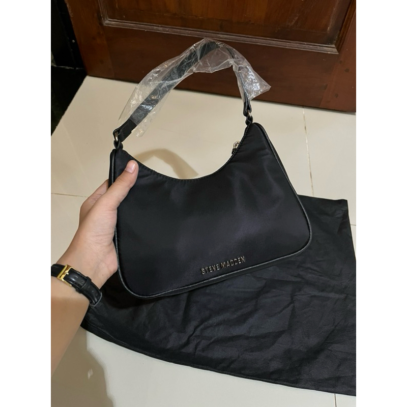 Steve Madden original shoulder bag ala predong | Tas ketek kecil nilon ala predong