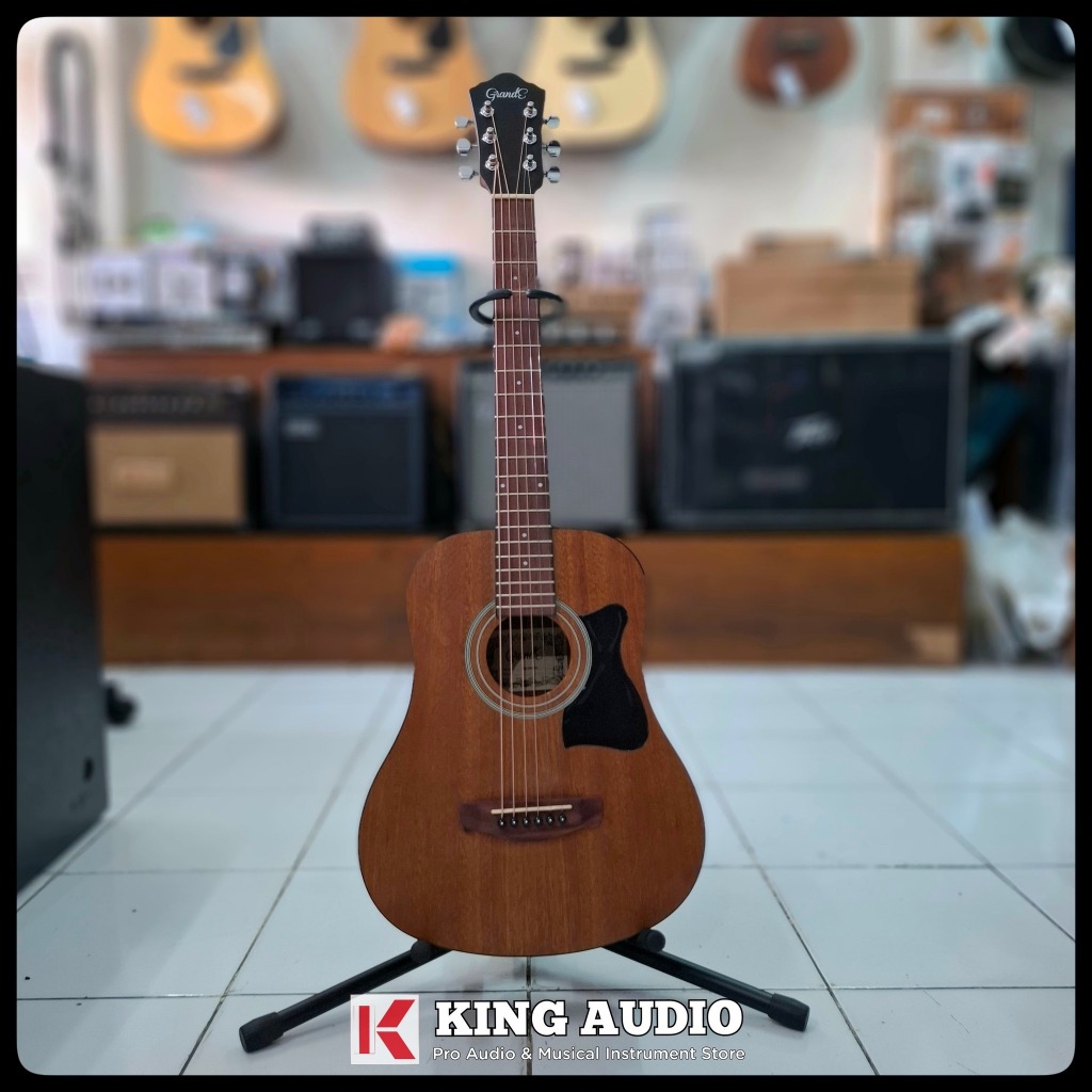 Grande  Akustik Junior IW-341 NS Size 1/2