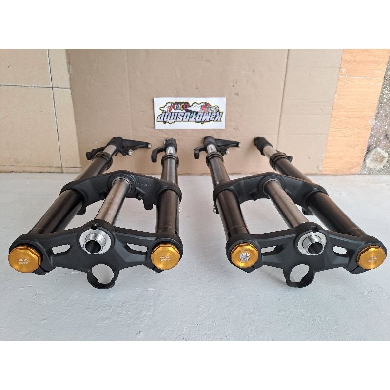 Upside Down USD Shock Depan Kawasaki Ninja ZX 25 R & ZX 25 RR Baru Original Kawasaki