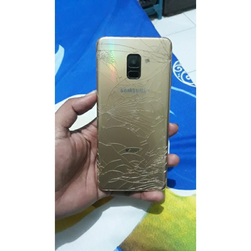 samsung a8 plus ram 6/64 MATOT