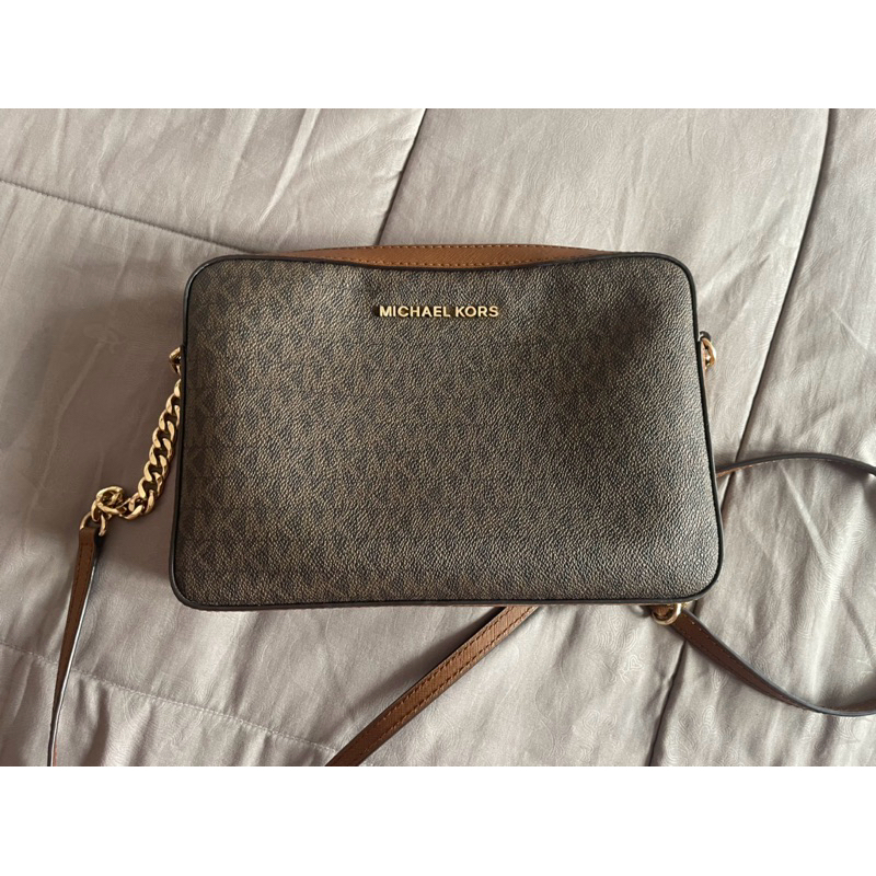 preloved Michael kors jet set crossbody