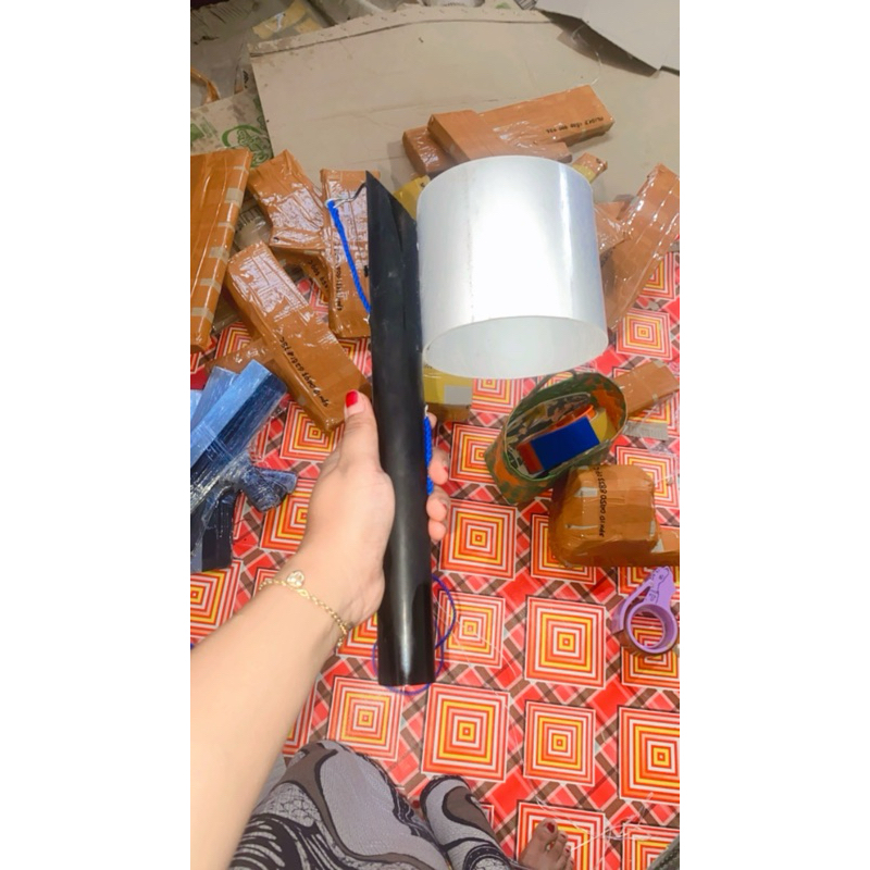 pembungkus buah diatas pohon / alat pembungkus