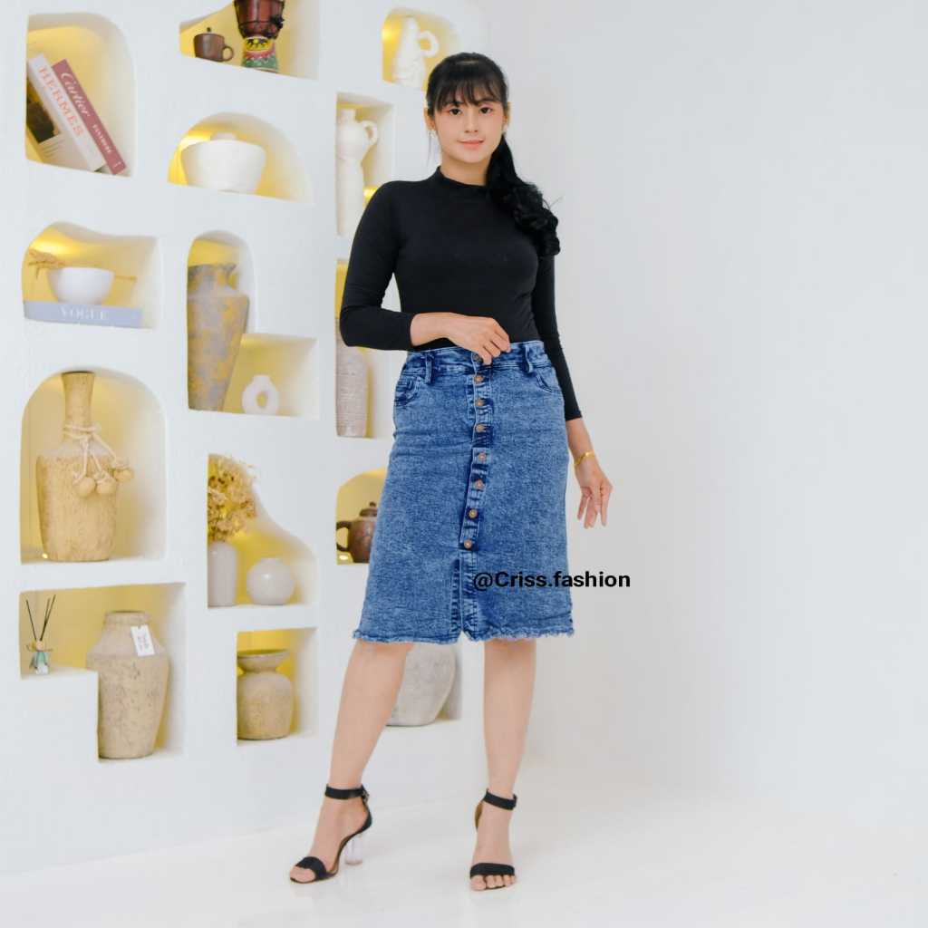 Rok Span Jeans Kantong Depan Bukaan Full Kancing Depan Wanita / Rok Pendek Levis OOTD Kekinian / Den