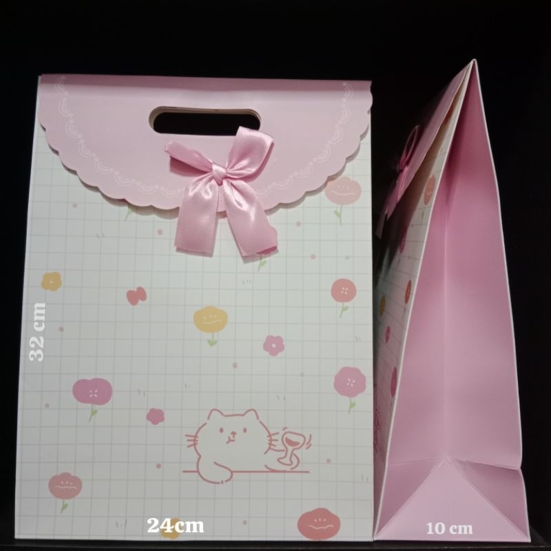 

(1 PCS) PAPERBAG PITA UKURAN L (32X24X10CM)