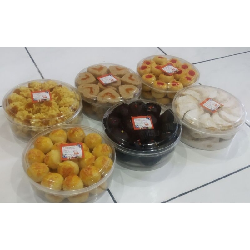 

Kue Kering | Kue Lebaran | Kue Nastar | Kue Kacang | Kue Putri Salju