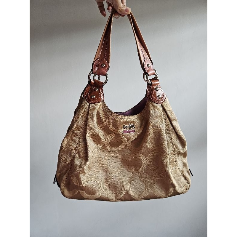 coach hobo tote