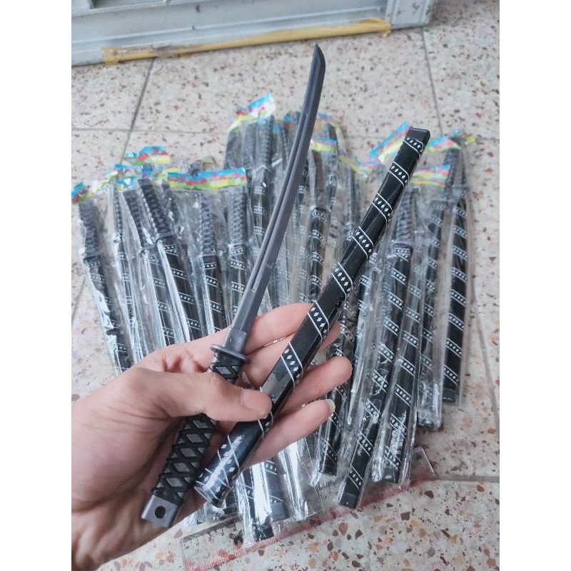mainan pedang samurai hitam abu 34cm  / mainan katana / pedang pedangan anak / mainan anak murah