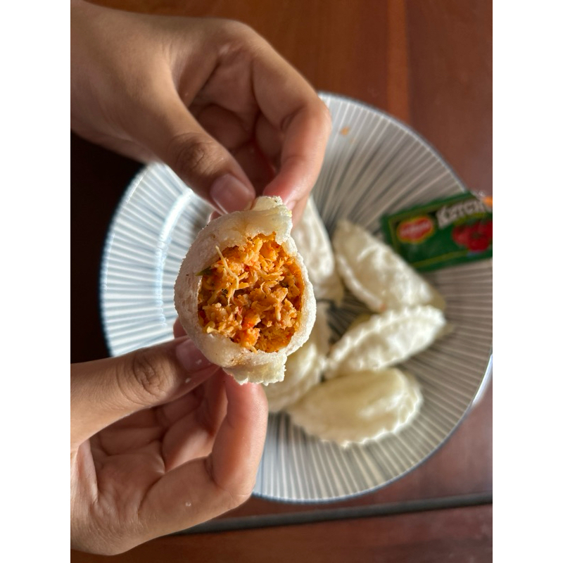 

CIRENG MERCON ISI AYAM SUWIR PEDAS