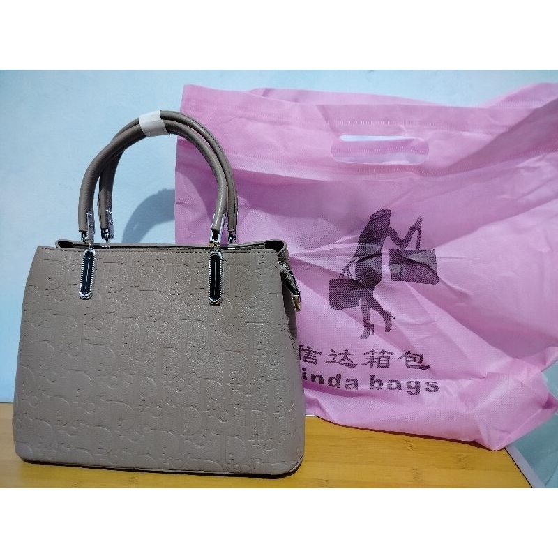 Tas selempang original Taoleyu(kinda bags) warna coklat muda/coksu