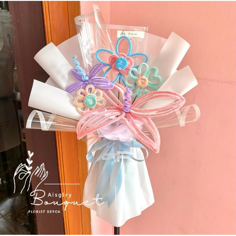 

buket wisuda || buket bunga || buket pipe cleaner || buket kawat bulu || bucket pipe cleaner || graduation bucket