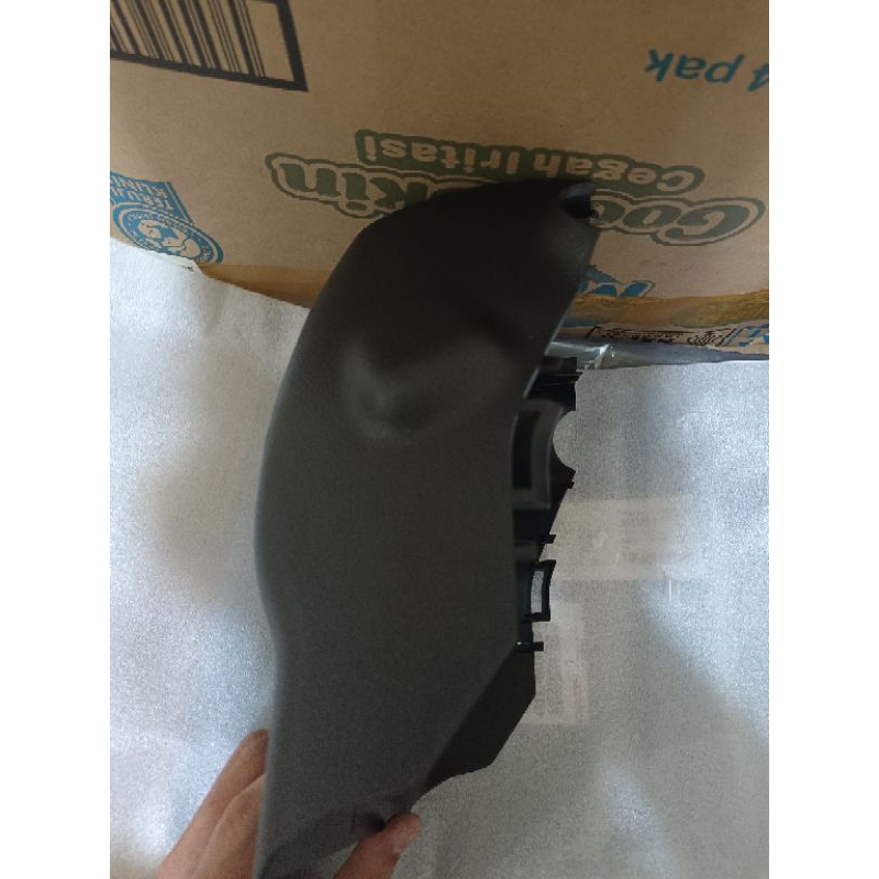 Tutup Cover Bawah Stir Ster Steer Innova Reborn Keyless Original Cover Colum Stir