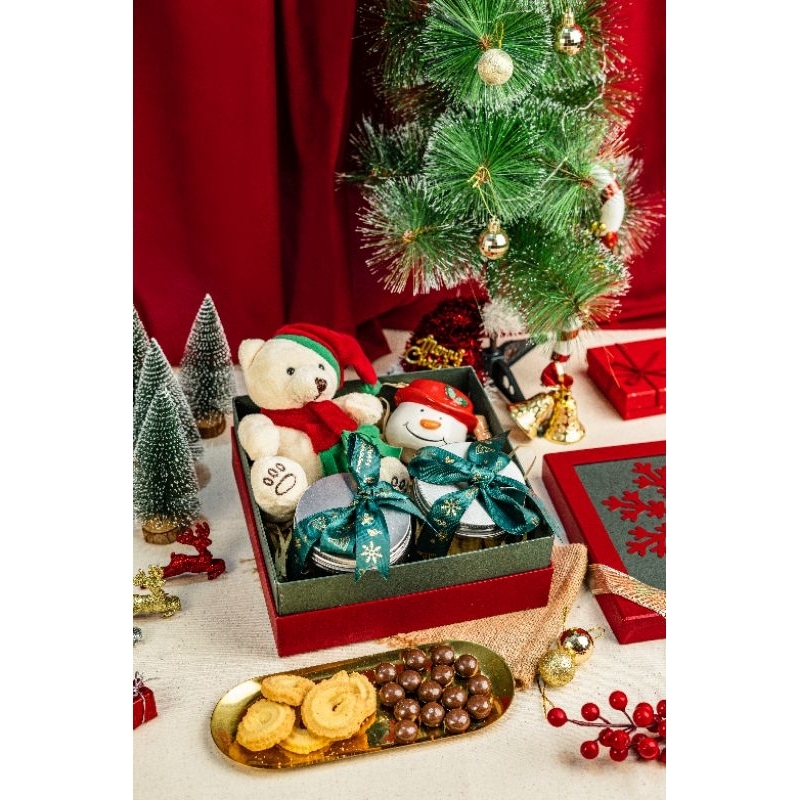 

Dazzles - Greatgift Hampers Christmas 2024 / Hampers Natal / Parcel Natal / Cookies