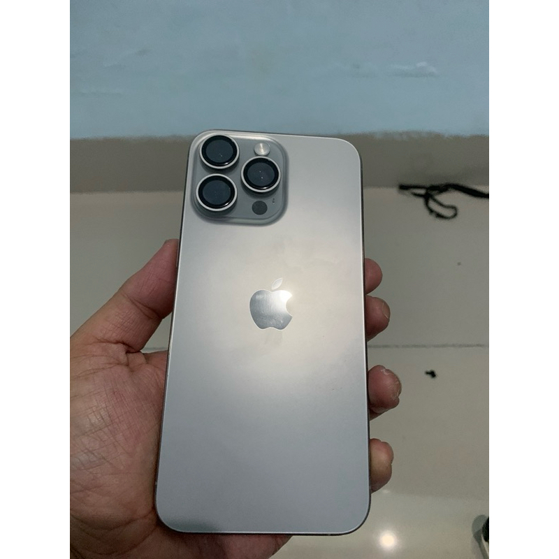 IPHONE 15 PRO MAX SECOND TITANIUM